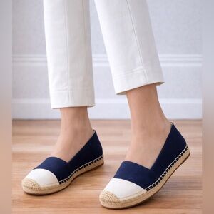 J.Crew Navy & Cream Canvas Espadrilles – Style L5490 (Women’s Size 7)